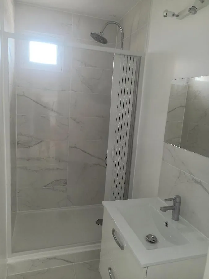 Apartment Spacieux Appartement Residence Securisee, Garage Marseille
